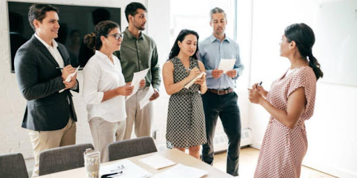 The Benefits of Mentorship Programs for Home Improvement Contractors